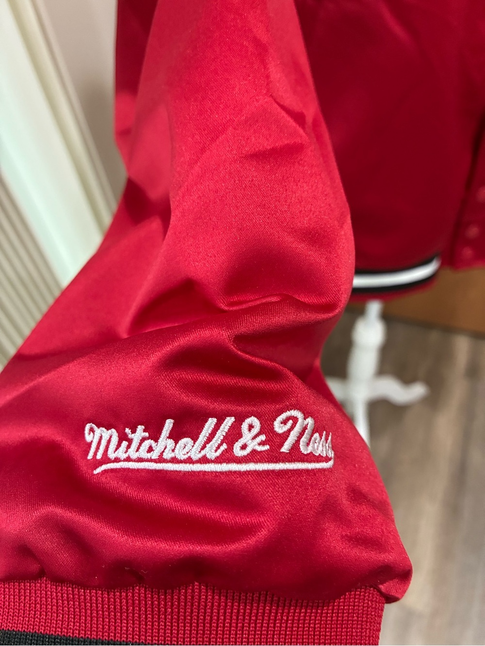 Chicago Red Satin Script Jacket - Picture 3 of 5
